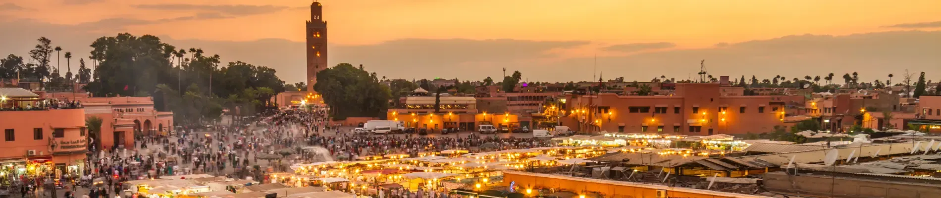Náměstí Jemaa el-Fnaa, Marrákeš Náměstí Jemaa el-Fnaa, Marrákeš