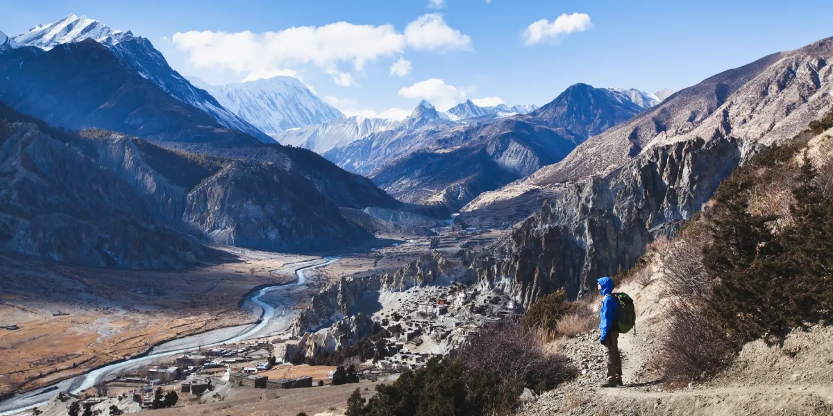 Trek v Annapurna Circuit Trek v Annapurna Circuit