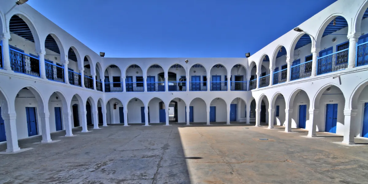 Návštěva mediny v Tunisu Návštěva mediny v Tunisu