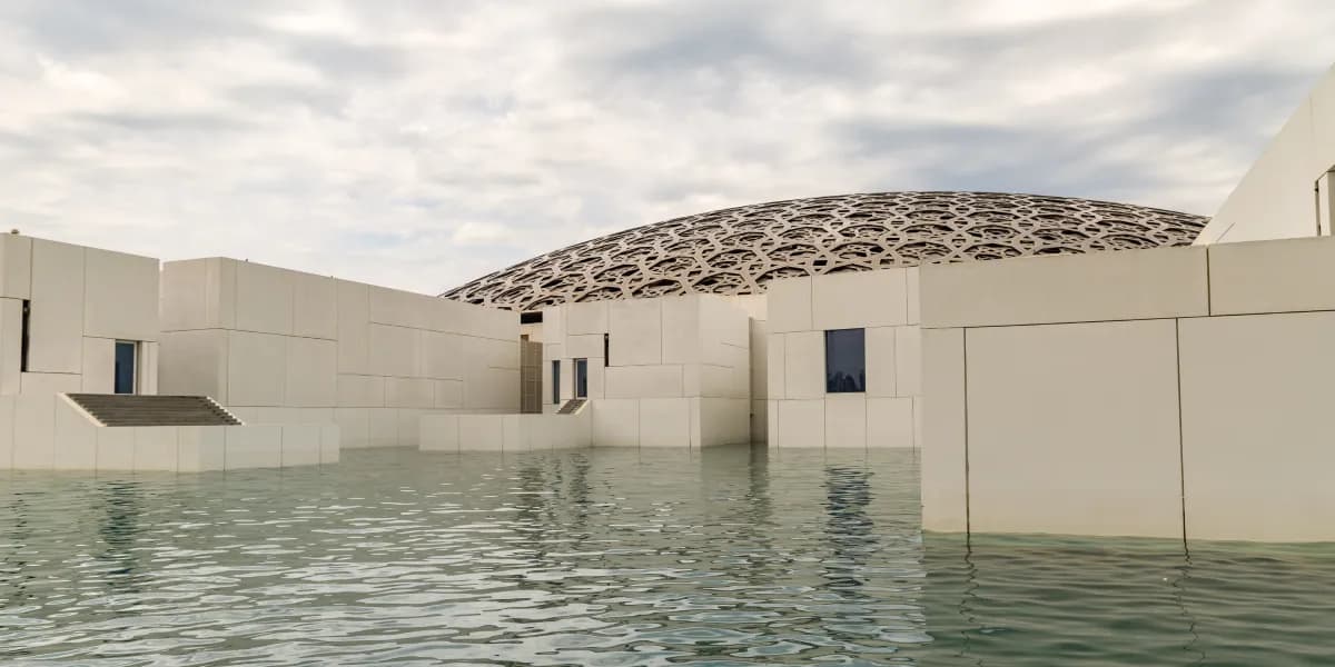 Návštěva Louvre Abú Dhabí Návštěva Louvre Abú Dhabí