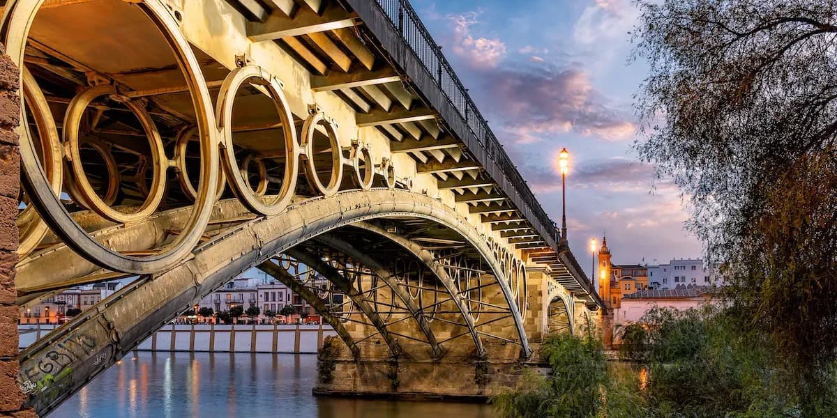 Procházka po čtvrti Triana Procházka po čtvrti Triana